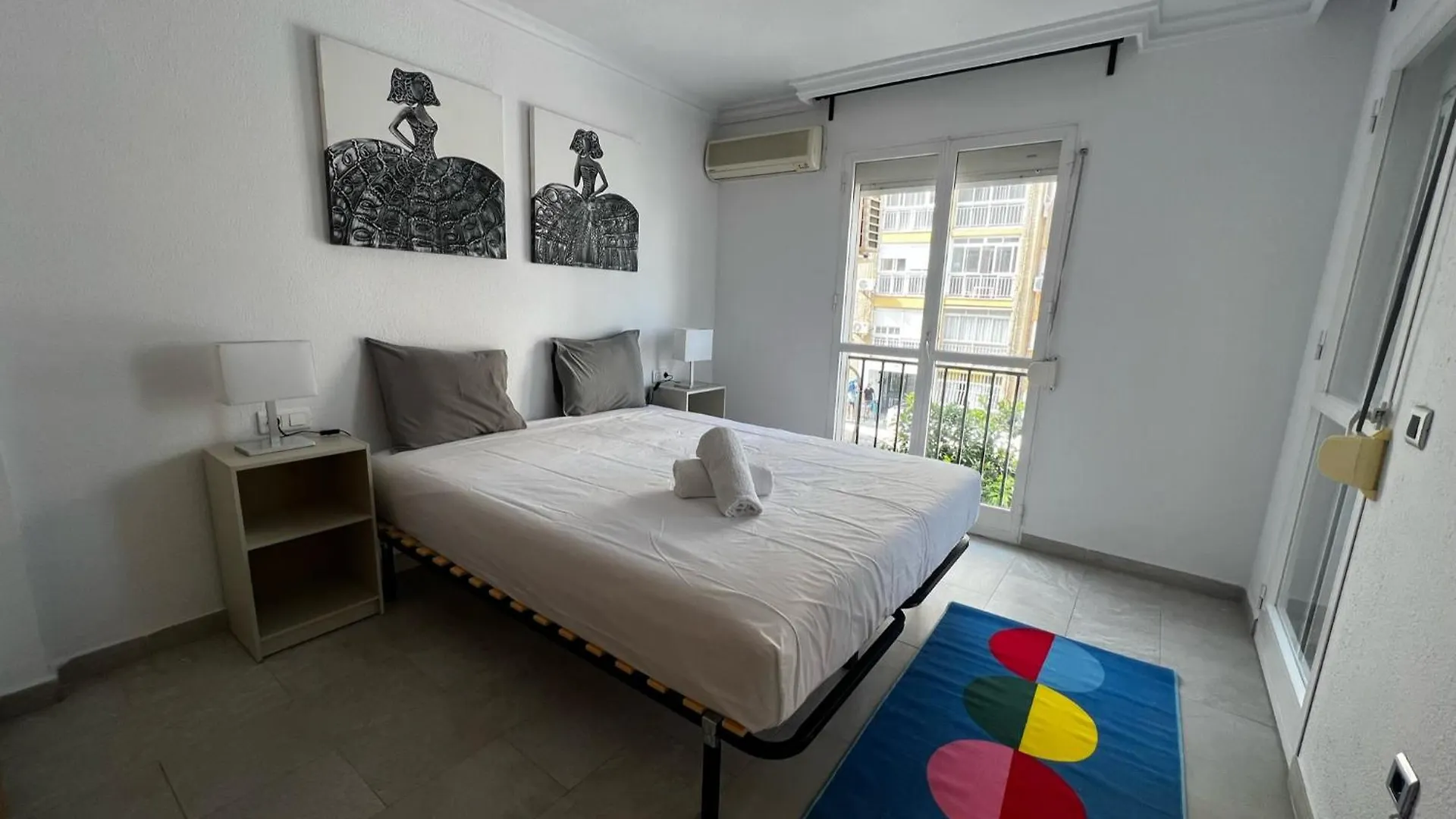 Tres Habitaciones Parking Gratis Μάλαγα