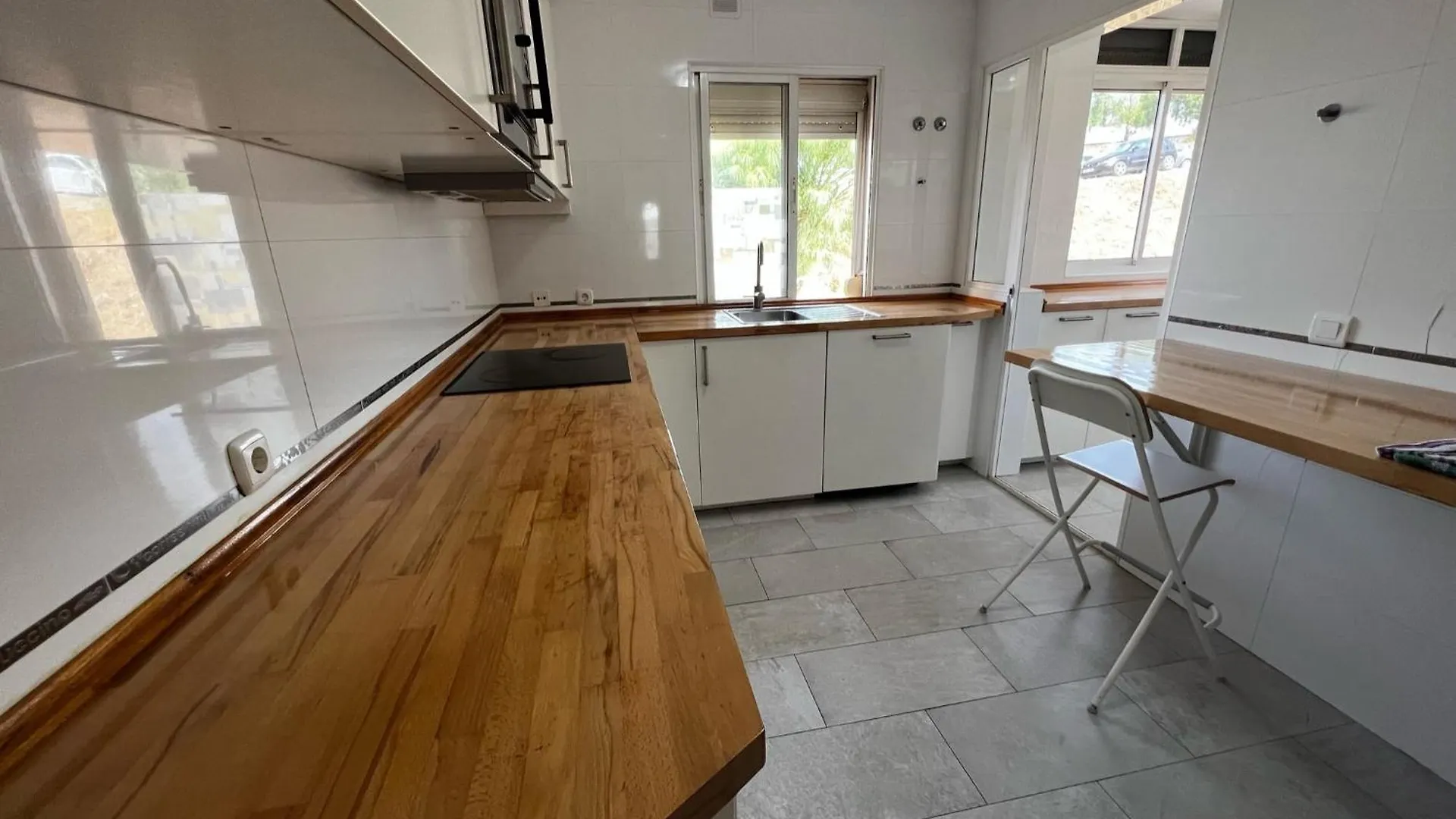 Tres Habitaciones Parking Gratis Μάλαγα 0*,